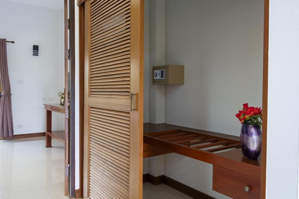 Relax Garden House Hotel Chiang Mai Luaran gambar