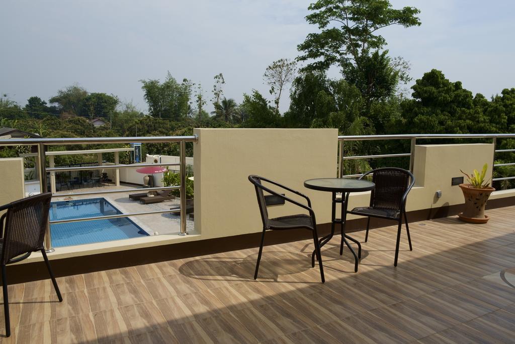 Relax Garden House Hotel Chiang Mai Luaran gambar