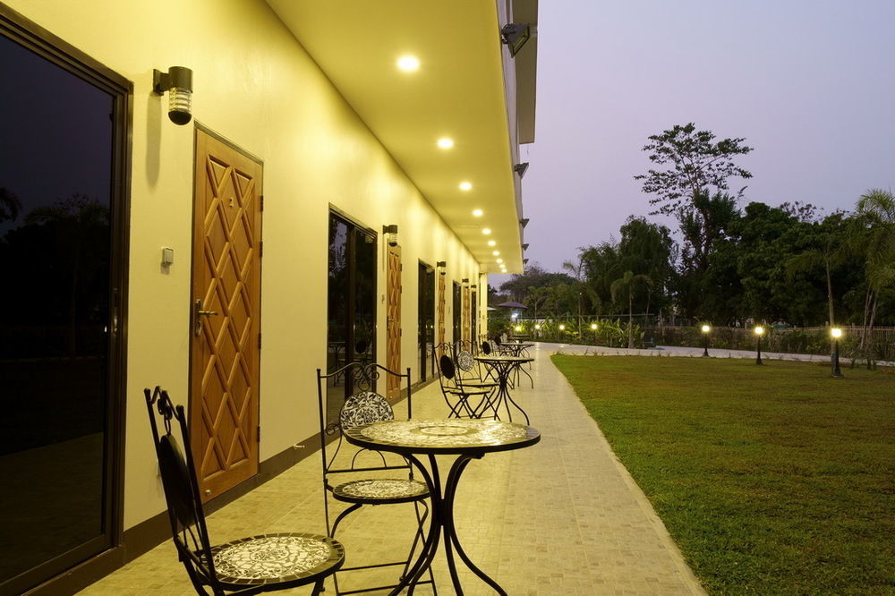 Relax Garden House Hotel Chiang Mai Luaran gambar