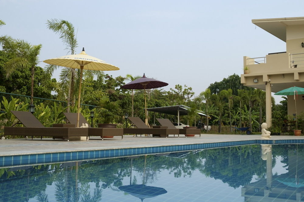 Relax Garden House Hotel Chiang Mai Luaran gambar