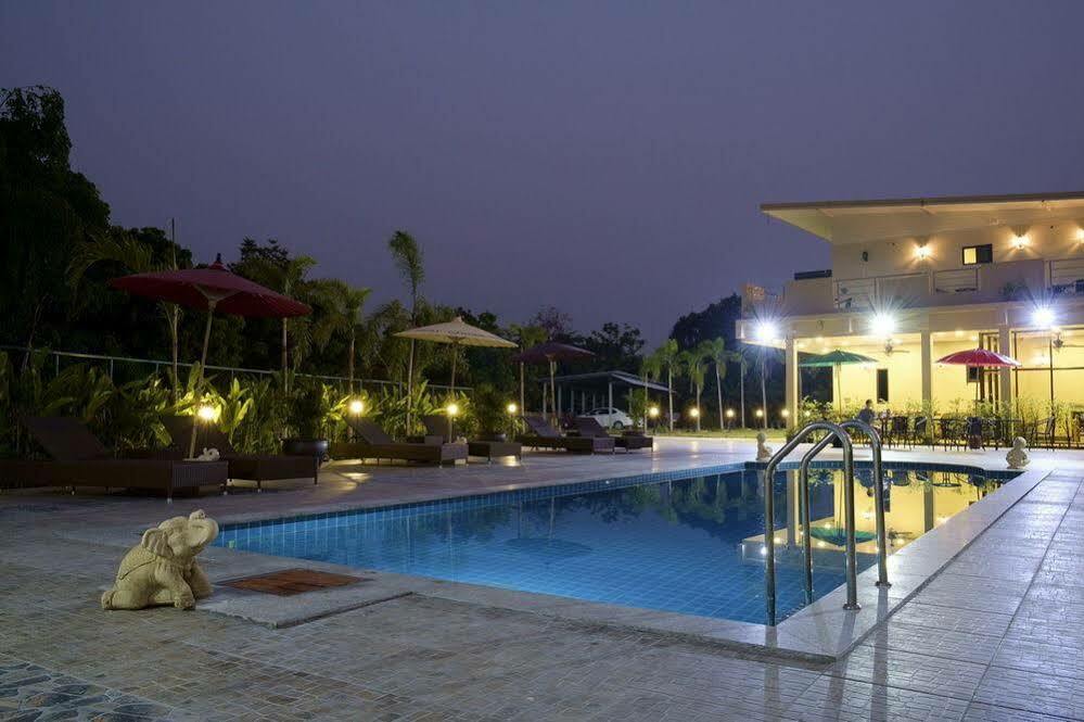 Relax Garden House Hotel Chiang Mai Luaran gambar